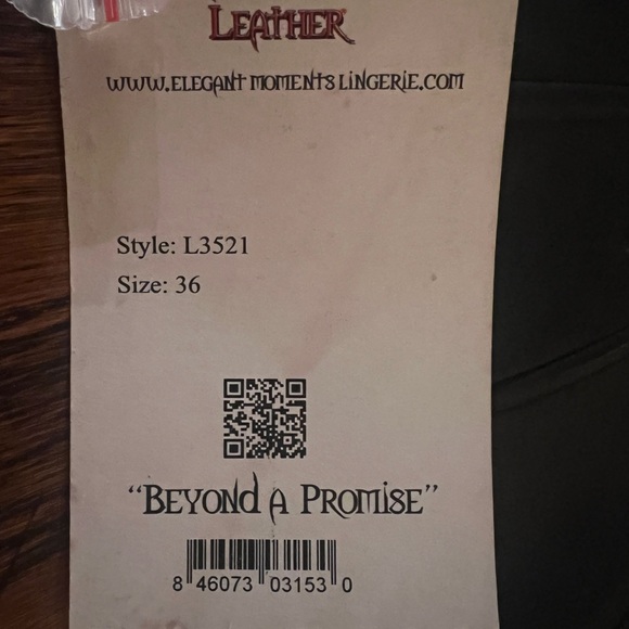 Elegant Moments Black Leather Boned Corset - Picture 11 of 17